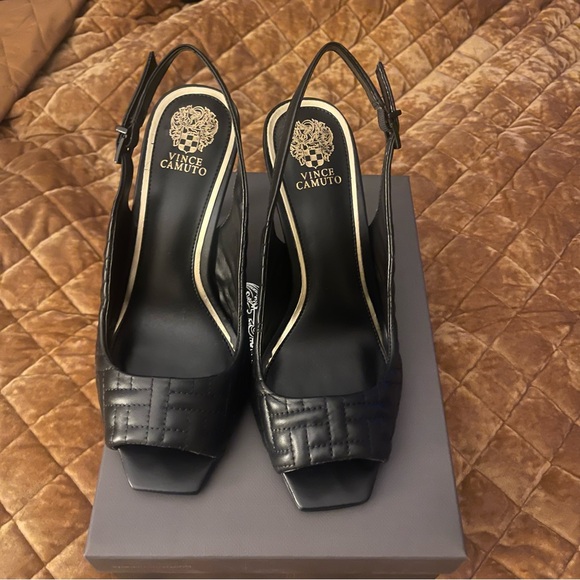 Beautiful Vince Camuto sling-backs! - Picture 2 of 5